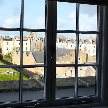 Beech House - Urban * Bristol