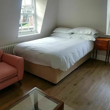 Beech House Apartment