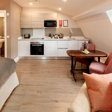 Beech House - Urban Appartement *