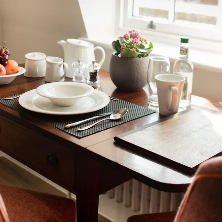 Beech House - Urban * Bristol